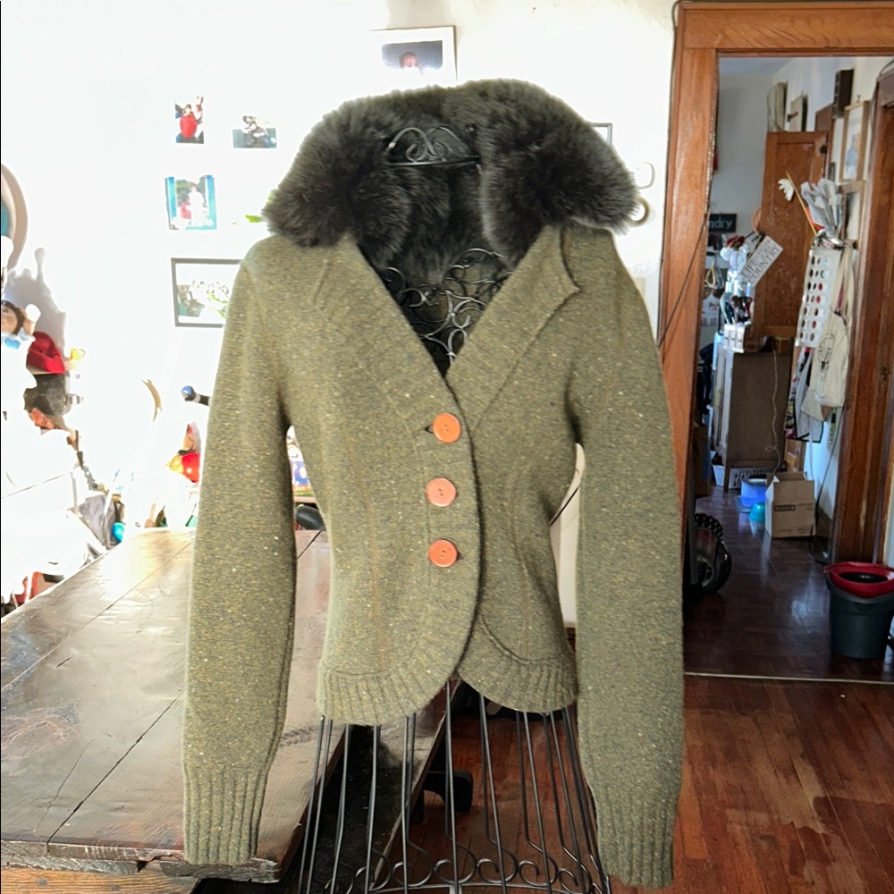 Valentina Olive Green Sweater with Faux Fur Collar